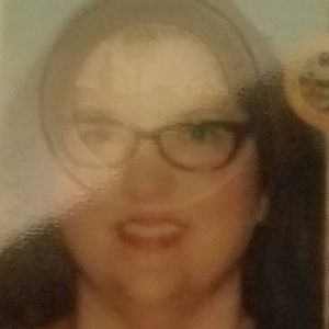 Meet your Posher, Liz